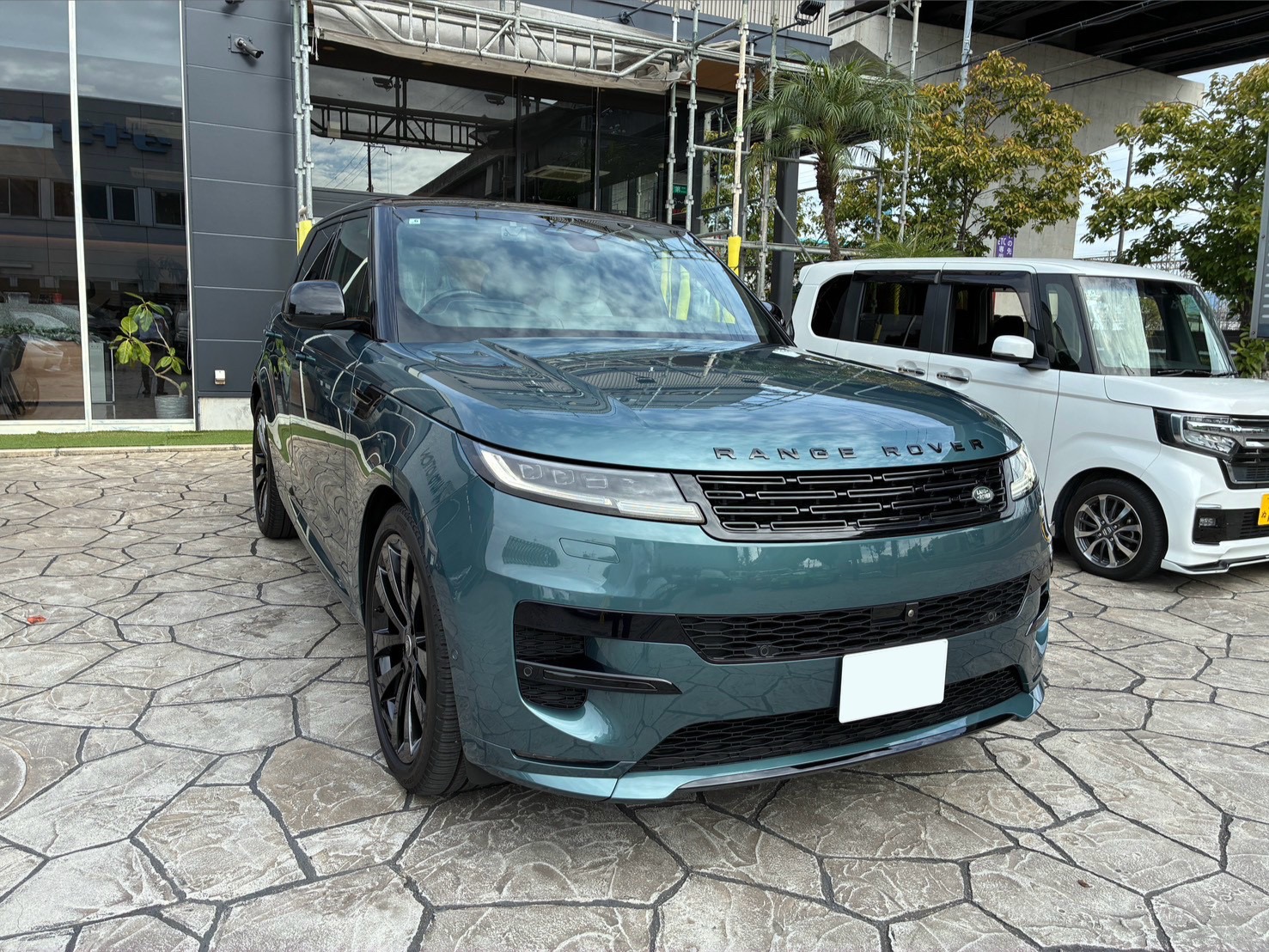 10月26日:ご納車 I様 レンジローバースポーツ