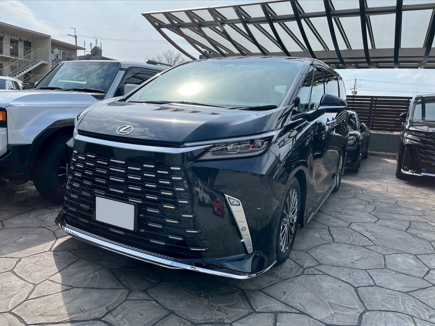 4月27日:ご納車 K様 レクサスLM500h