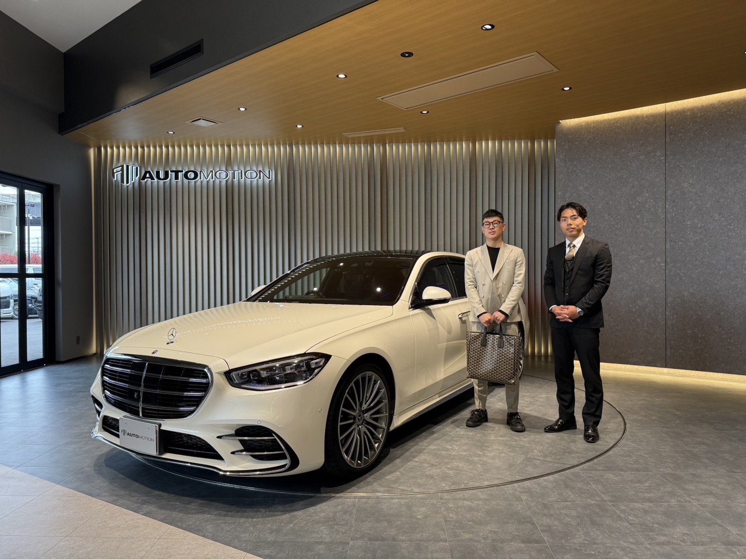 4月4日:ご納車 A様 ベンツS500