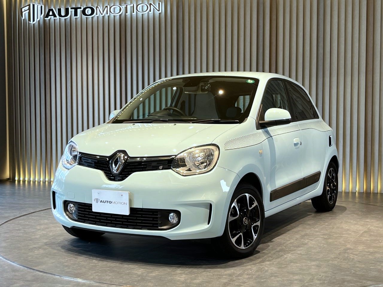 4月19日:ご納車 N様 ルノートゥインゴ